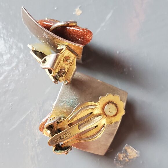 Abstract Goldstone Clip Earrings Amber Adventurine Copper Wire Vintage Mod Retro - Picture 3 of 16